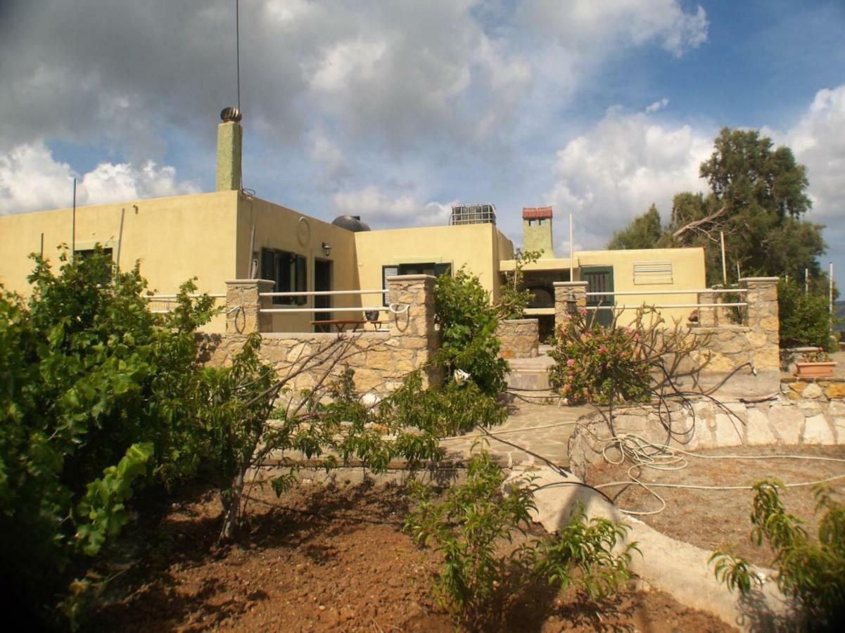 Lai Cottage Menetai Exterior photo